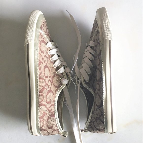 New! Guess Y2K brown & tan canvas signature sneakers (size 8) - Picture 2 of 6